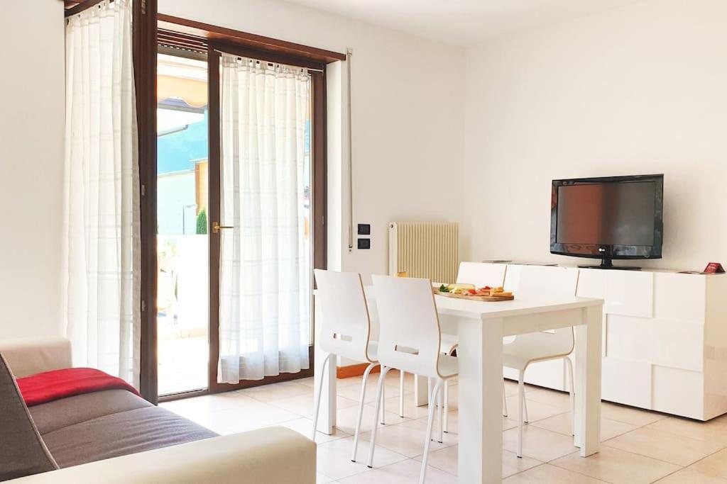 Sun & Fun Apartment - Morena Riva del Garda Exterior photo